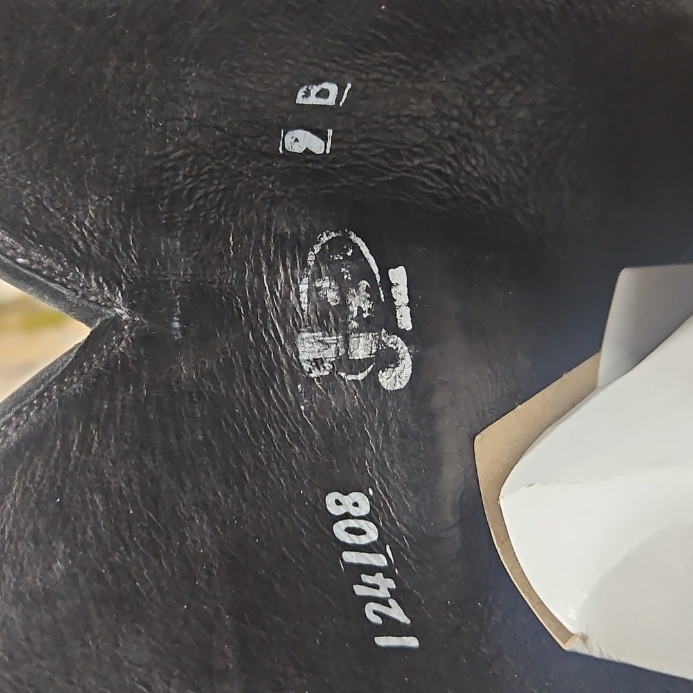 Justin Boots Black and Blue Heeled Boots - Picture 3 of 10